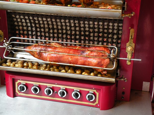  cochon rôti, pommes de terre
